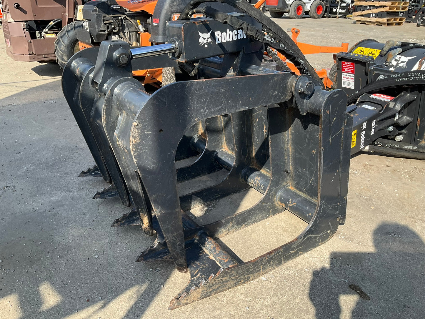 RNT-011 Bobcat MT 36" Grapple