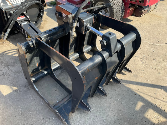 RNT-011 Bobcat MT 36" Grapple