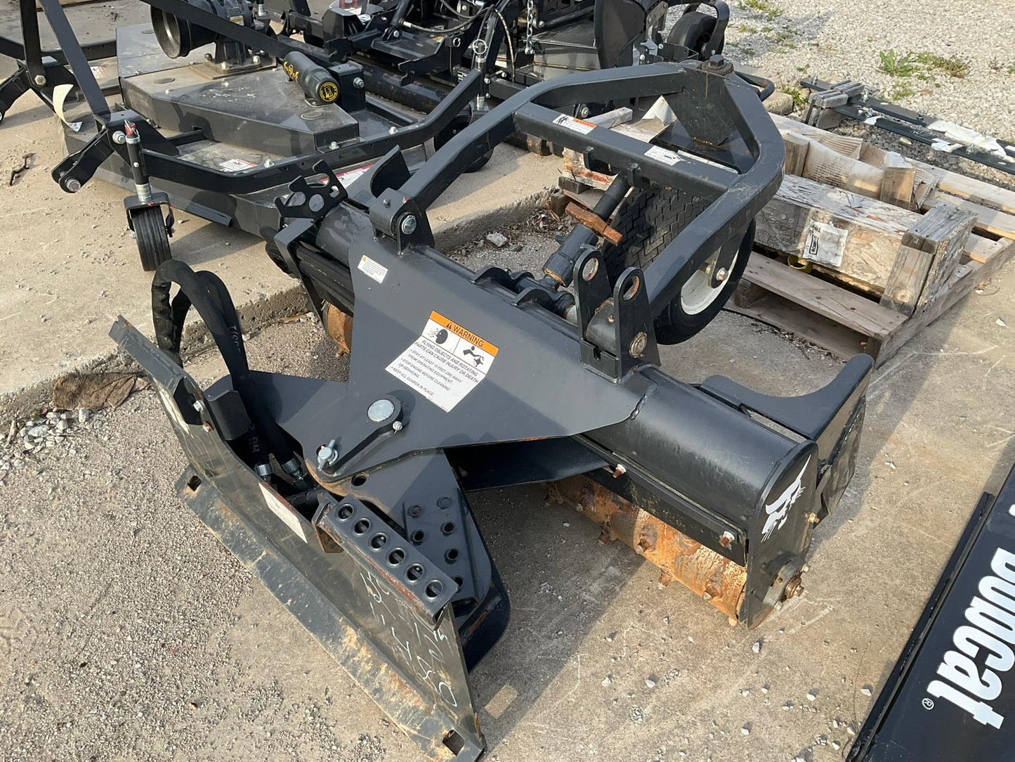 RNT-009 Bobcat MT 48" Harley rake